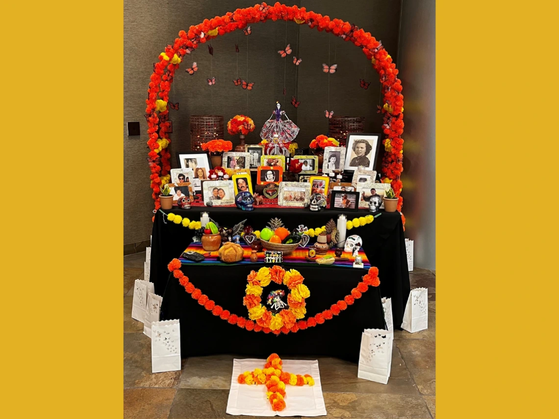 Dia de los muertos ofrenda