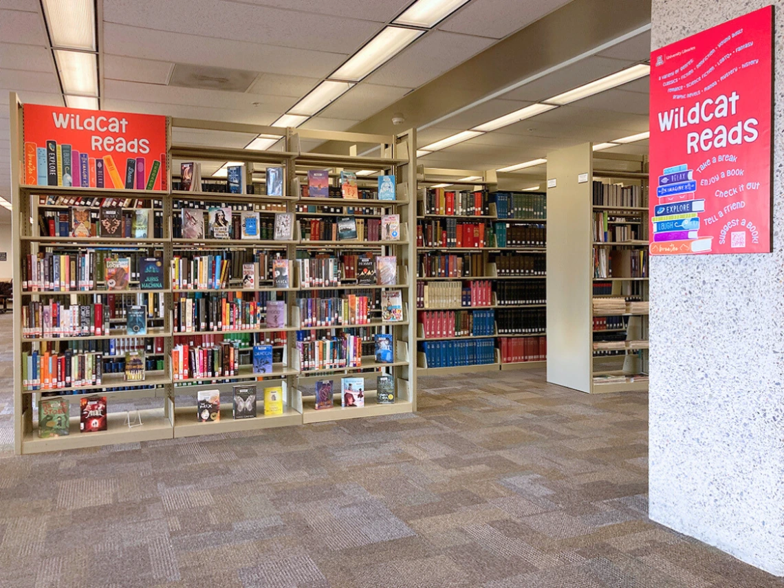 Wildcat Reads bookshelf