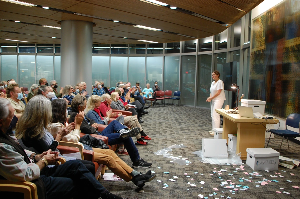 Natalie Songer performing her show "Satellites"