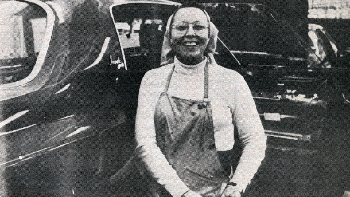 The First Woman to Break into Formerly Male-Only Assembly Line at Oshawa GM Plant, 1971 The First Woman to Break into Formerly Male-Only Assembly Line at Oshawa GM Plant, 1971