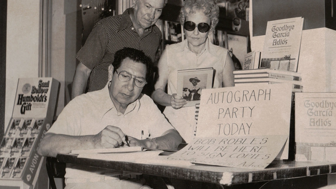 Robert Benitez Robles Autograph Party