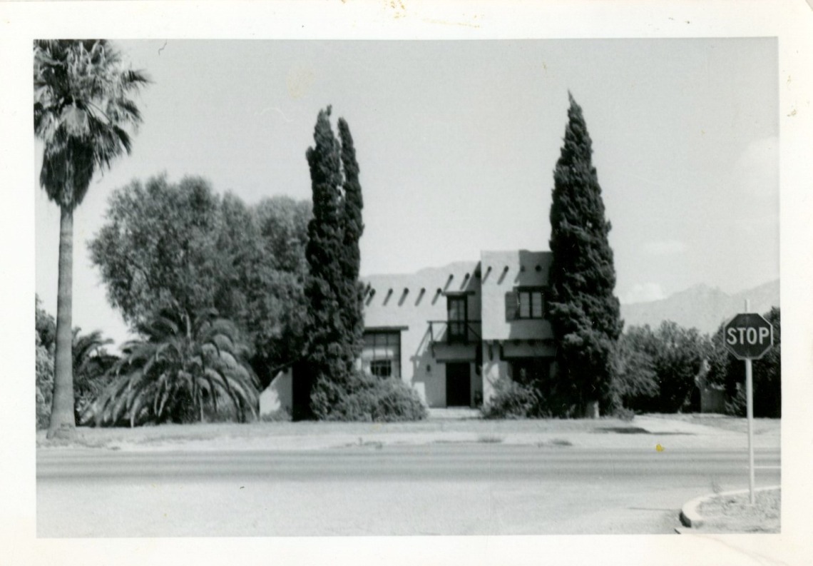 Photograph of an adobe home from the Melvin Hecht papers