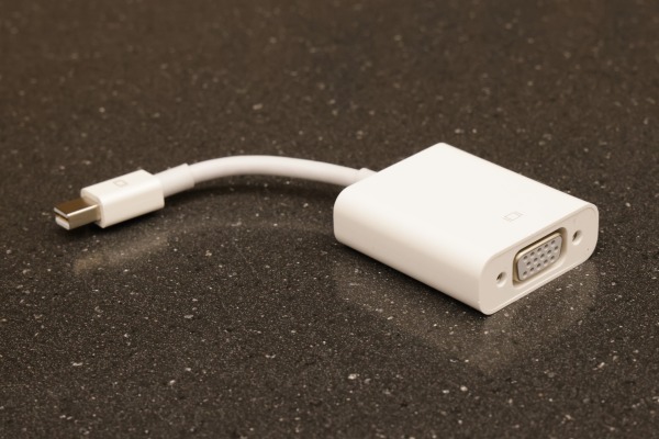 Thunderbolt adaptor