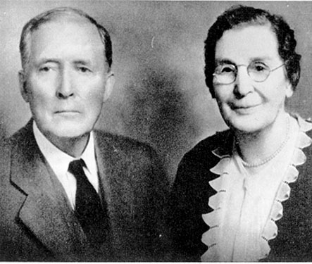 Photo of David K. and Ella Udall on their Golden Wedding Anniversary, 1925